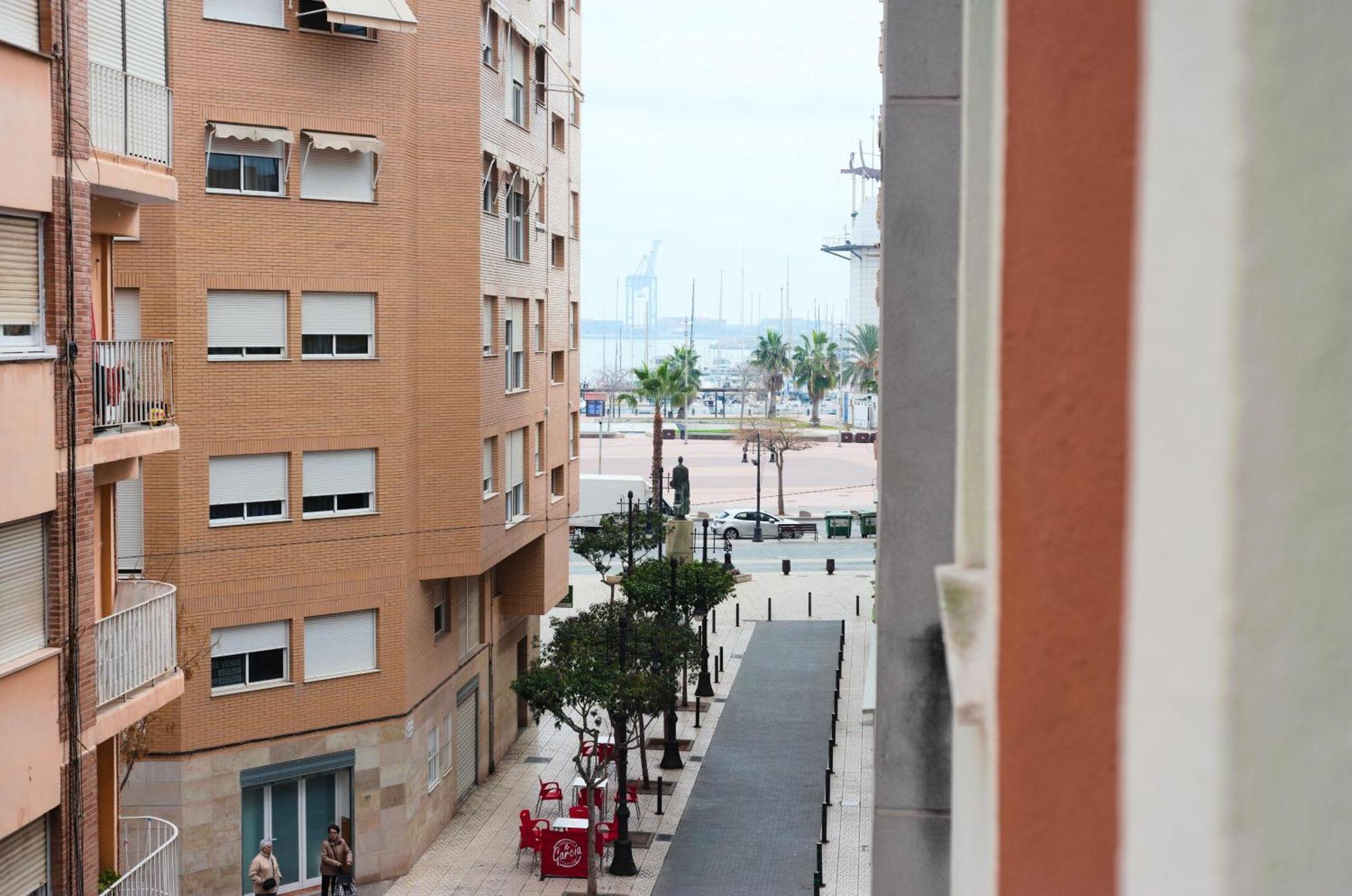 Apartalux Aqua Sol * Grao de Castellon